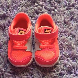 Muilt color Nike’s